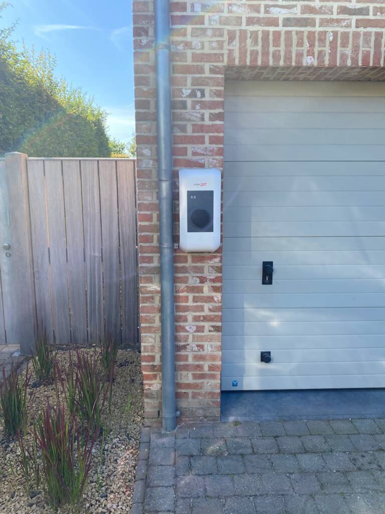 SolarEdge laadpaal EV Charger 22kw bij particulier door DGS geïnstalleerd te Baal